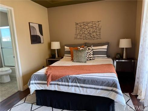 155 Zephyr Run , Tustin, CA