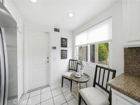 14352 Kipling Lane, Tustin, CA