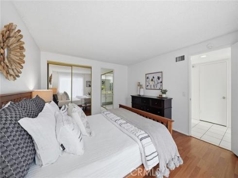 14352 Kipling Lane, Tustin, CA