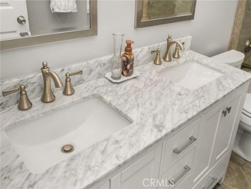 2564 Newman Avenue, Tustin, CA