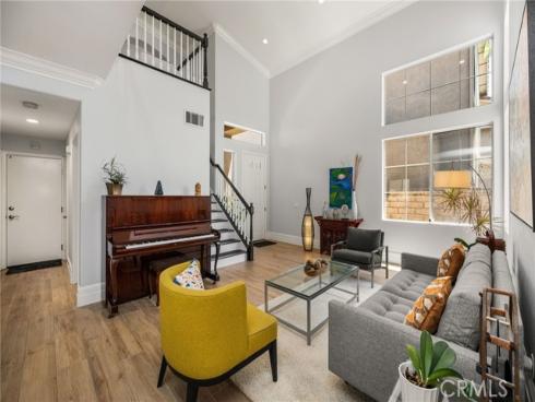 2564 Newman Avenue, Tustin, CA