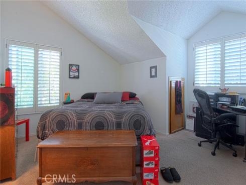 1042 Walnut D Street, Tustin, CA