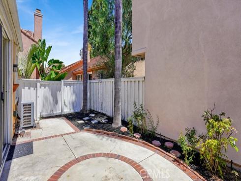 13396 N Hearst Court, Tustin, CA
