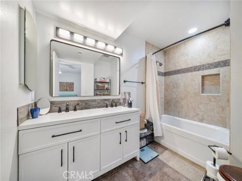 15732 S B A , Tustin, CA
