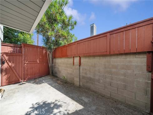 15732 S B A , Tustin, CA
