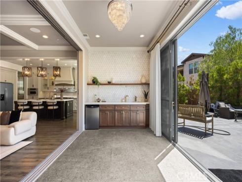 16 Windrow Rd , Tustin, CA