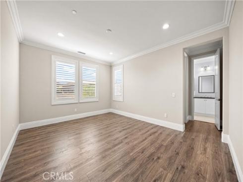 16 Windrow Rd , Tustin, CA