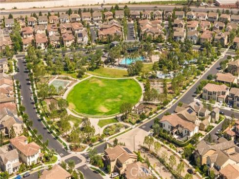 16 Windrow Rd , Tustin, CA