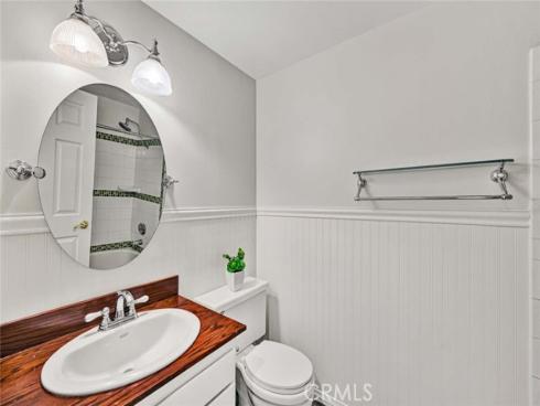 14871 Foxcroft Road, Tustin, CA
