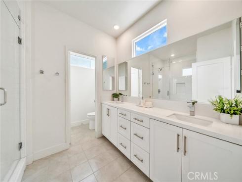 16345 Veterans , Tustin, CA
