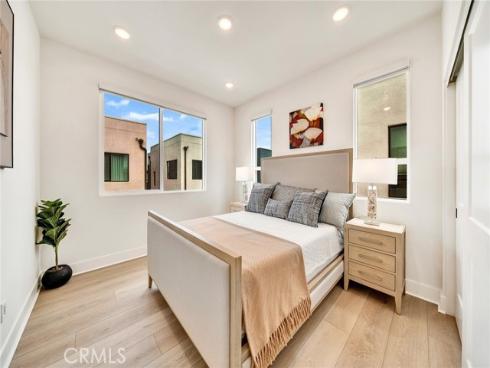 16345 Veterans , Tustin, CA