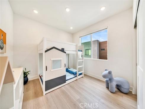 16345 Veterans , Tustin, CA