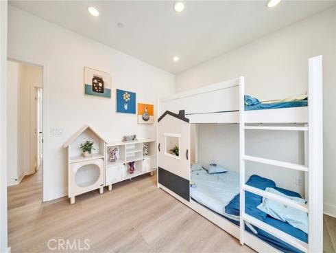 16345 Veterans , Tustin, CA