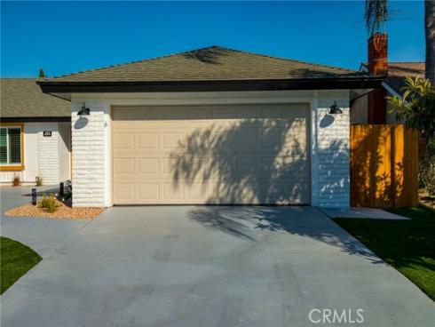 14272  Shadybrook  , Tustin, CA