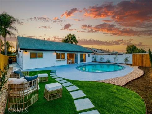 14272  Shadybrook  , Tustin, CA