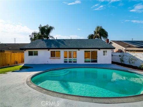 14272  Shadybrook  , Tustin, CA