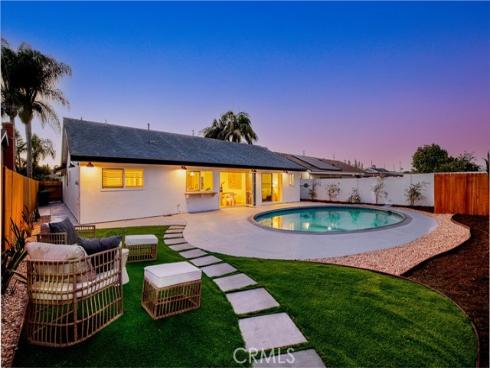 14272  Shadybrook  , Tustin, CA
