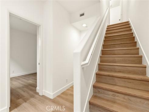 355 Flyers Lane, Tustin, CA