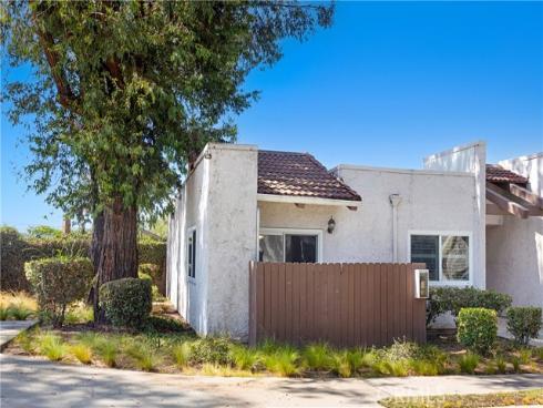 17572 Vandenberg 01 Lane, Tustin, CA