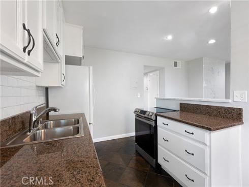 17572 Vandenberg 01 Lane, Tustin, CA