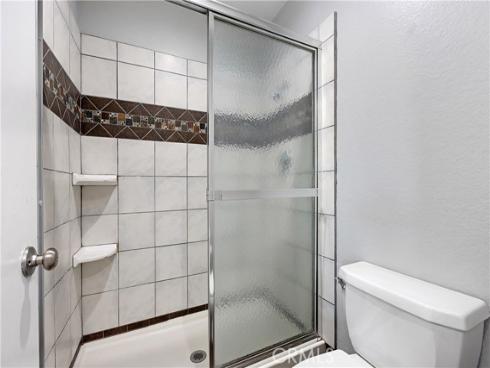 17572  Vandenberg  01  Lane, Tustin, CA