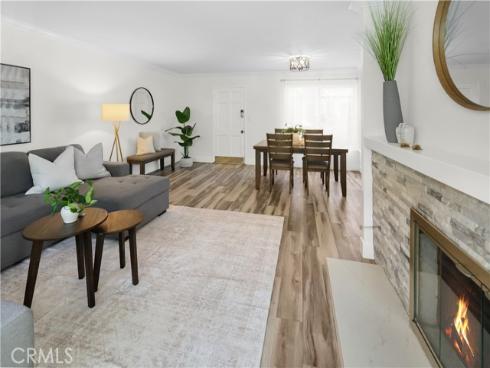 1111 E 1st  , Tustin, CA