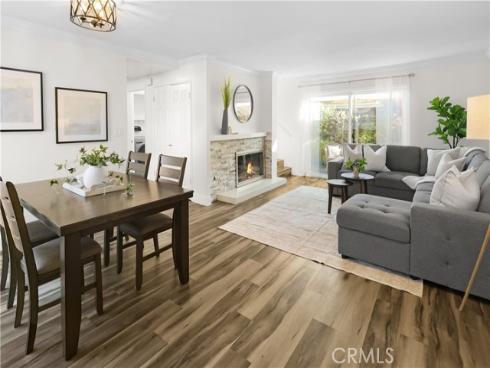 1111 E 1st  , Tustin, CA