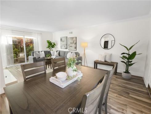 1111 E 1st  , Tustin, CA