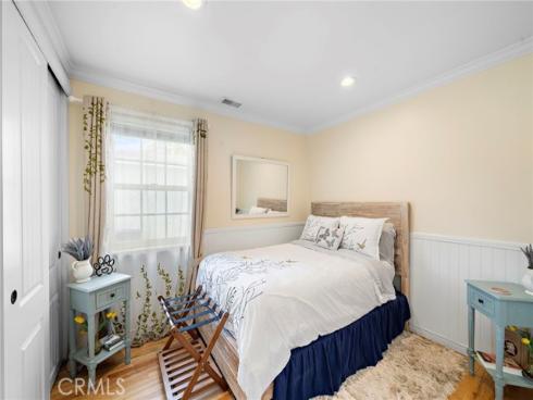 330 S Myrtle , Tustin, CA