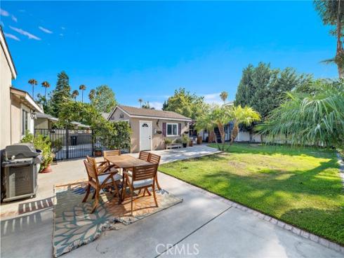 330 S Myrtle , Tustin, CA