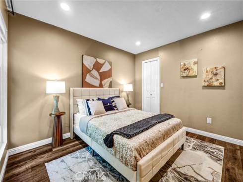 1604 Mitchell , Tustin, CA