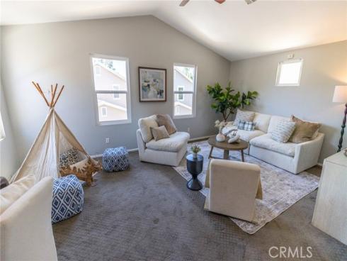 13051 Arborwalk Lane, Tustin, CA