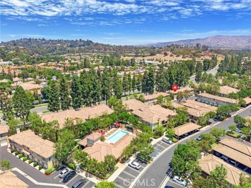 186  Gallery   Way, Tustin, CA