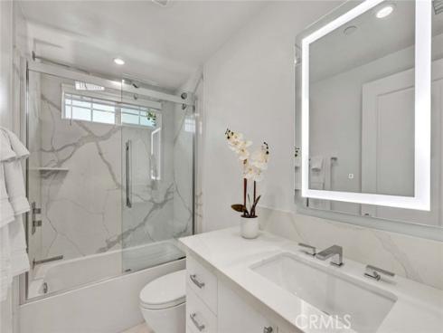 186  Gallery   Way, Tustin, CA