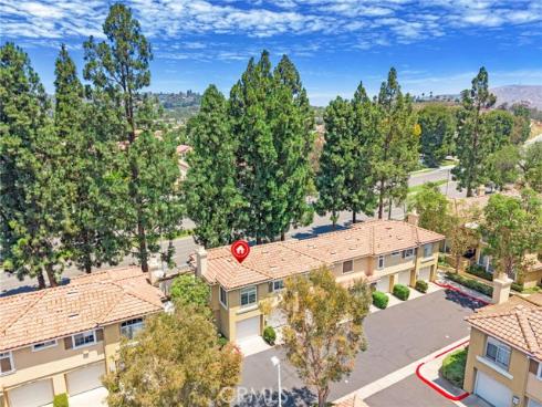 186  Gallery   Way, Tustin, CA