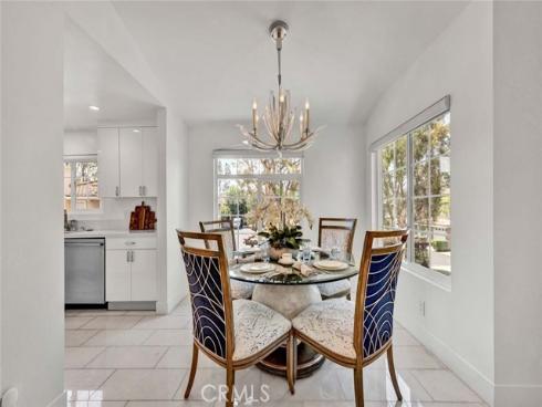 186  Gallery   Way, Tustin, CA