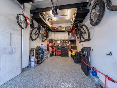 2960 Champion 710 , Tustin, CA