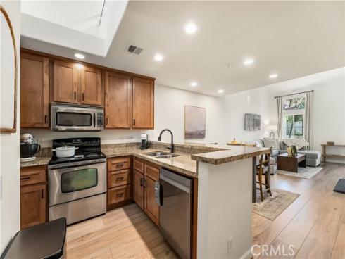 2960 Champion 710 , Tustin, CA