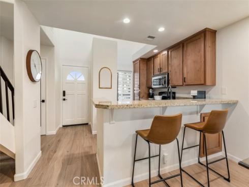 2960 Champion 710 , Tustin, CA