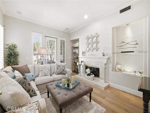 2571 Tequestra , Tustin, CA