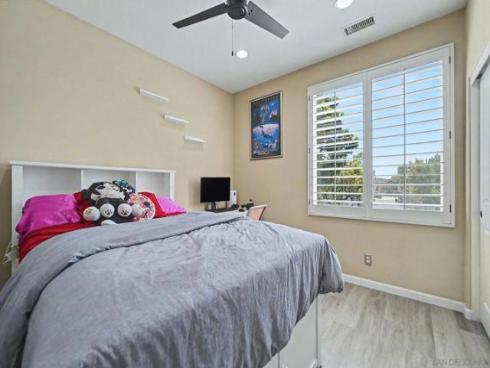 73  Westwind Dr  , Tustin, CA