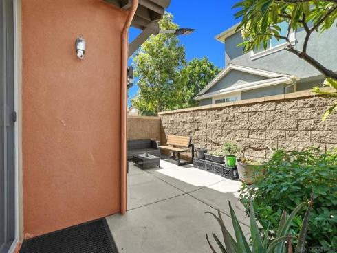 73  Westwind Dr  , Tustin, CA