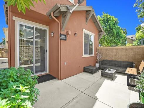 73  Westwind Dr  , Tustin, CA