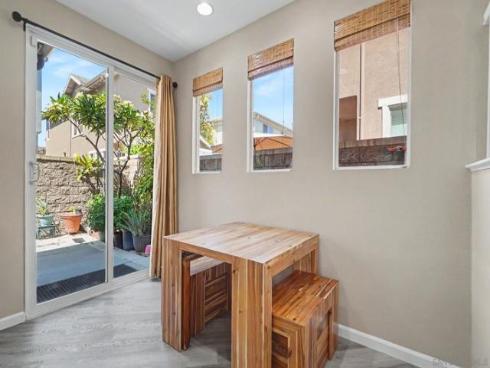 73  Westwind Dr  , Tustin, CA