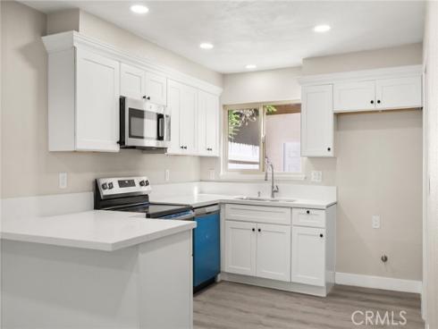 1722  Mitchell  36 , Tustin, CA