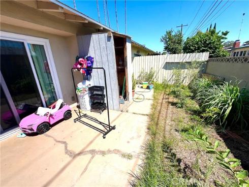 15712  Pasadena  8 , Tustin, CA
