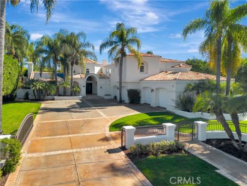 10762 Center Drive