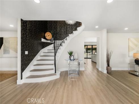 10282 Old Lamplighter Lane, Villa Park, CA