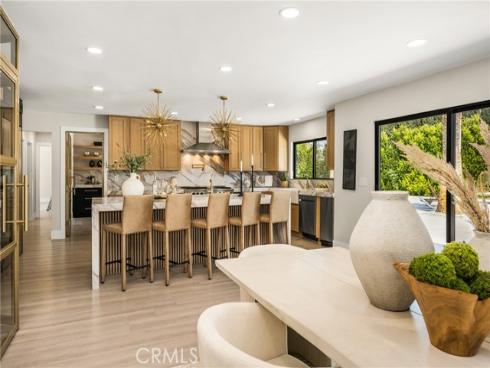 10282 Old Lamplighter Lane, Villa Park, CA