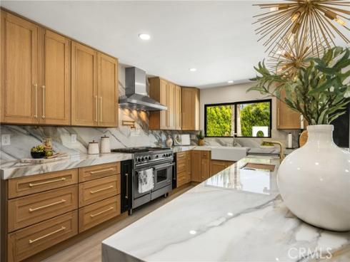 10282 Old Lamplighter Lane, Villa Park, CA